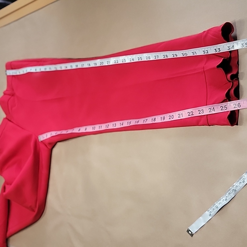 Ann Taylor Size 4 Red Jubilee Trouser with Ruffle Hem. High Rise, Like New Cond. - Picture 9 of 13